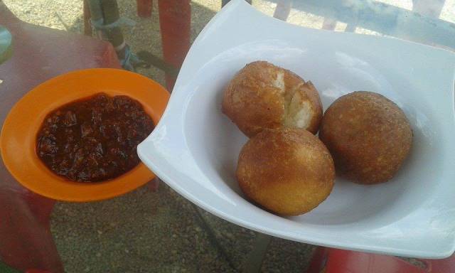 36279802_655826228103458_2909333996460572672_n